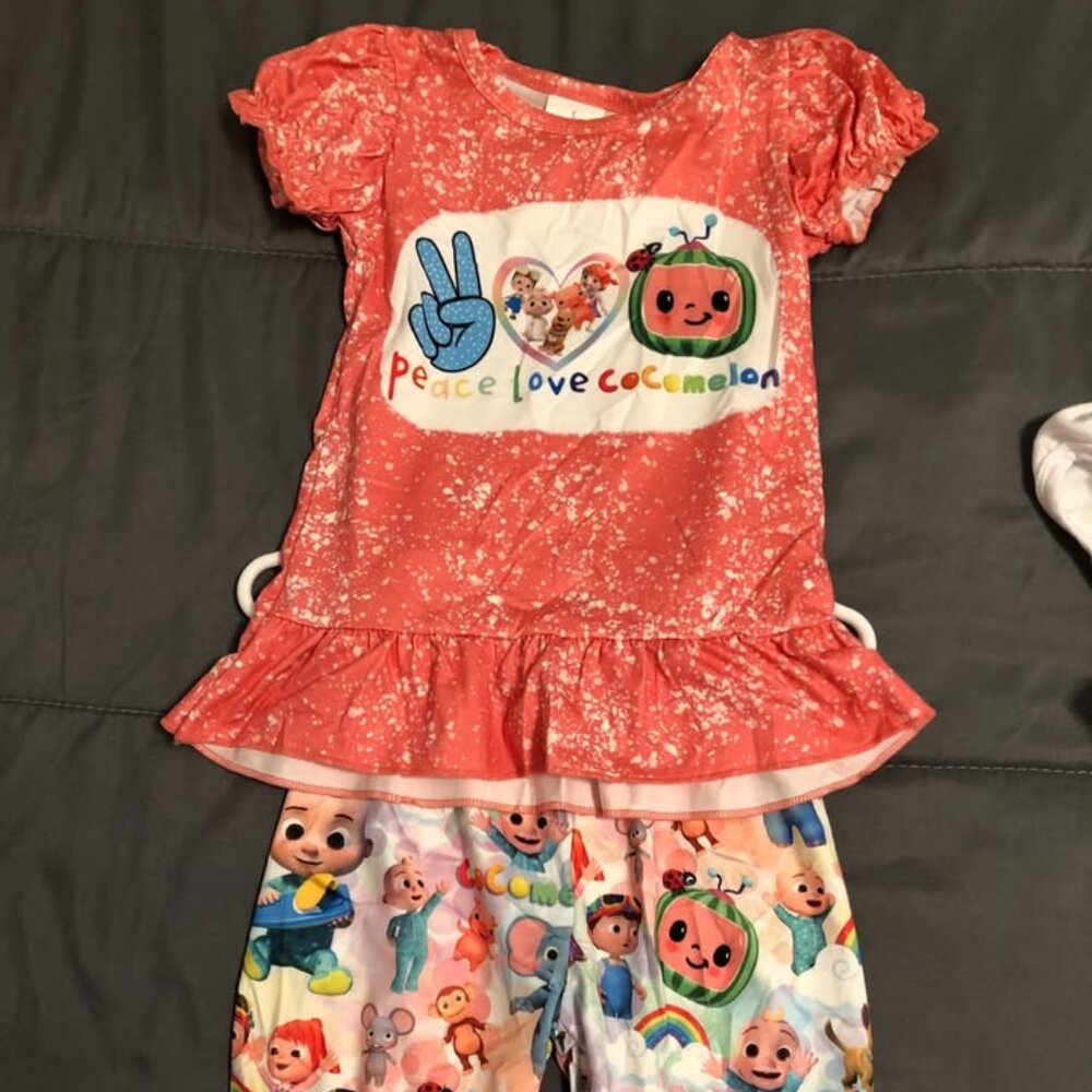 2T Cocomelon Short Outfit.
